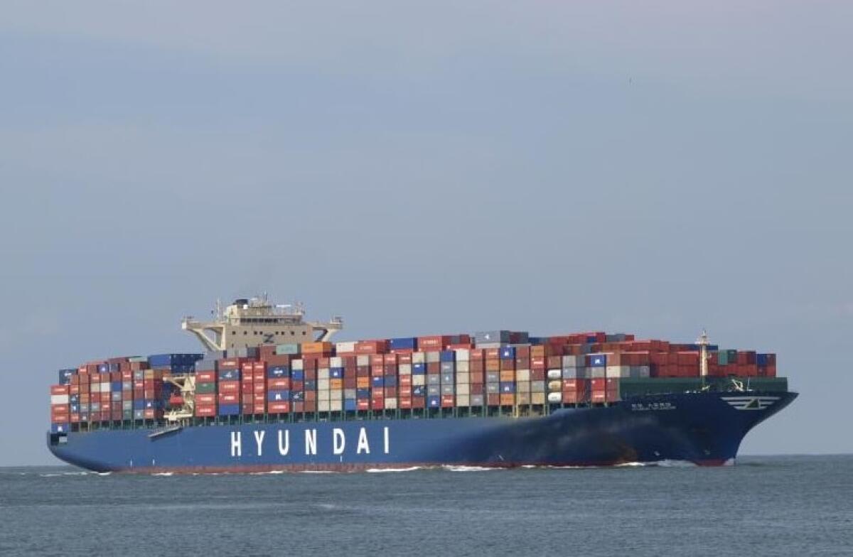 Disincagliata la portacontainer MSC Eliane a Gioia Tauro - 