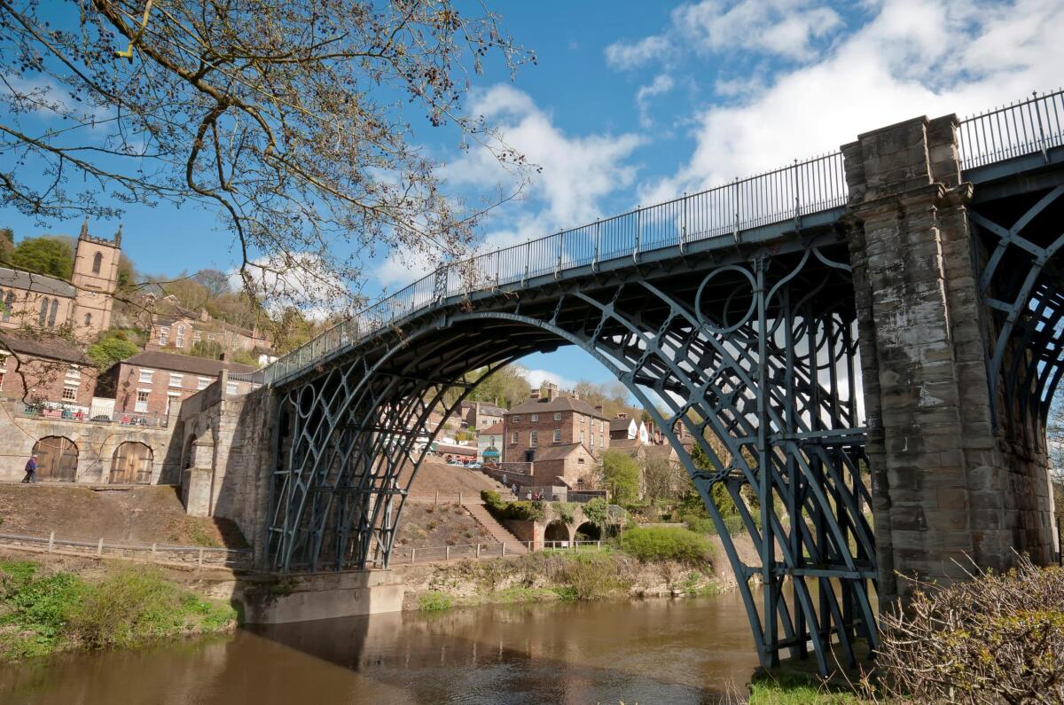 Iron Bridge sul fiume Severn, storia del capostipite dei ponti in acciaio - Iron Bridge