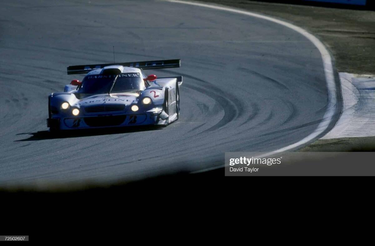 Mercedes CLK LM, nata per sbaragliare la concorrenza - 25 Oct 1998: Ricardo Zonta of Brazil and Klaus Ludwig of Germany driving the Mercedes Benz CLK LM during the Vista Fia GT Championship at the Laguna Seca Raceway in Monterey, California.