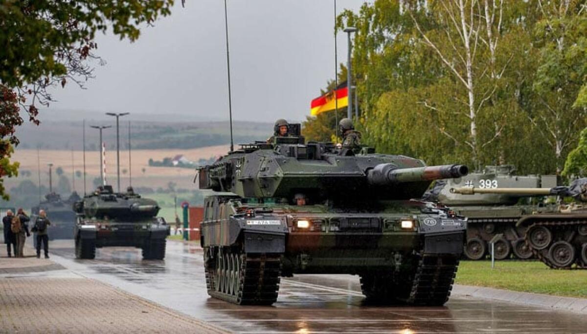 La Germania guida le truppe NATO: la guerra minaccia l'Europa - 