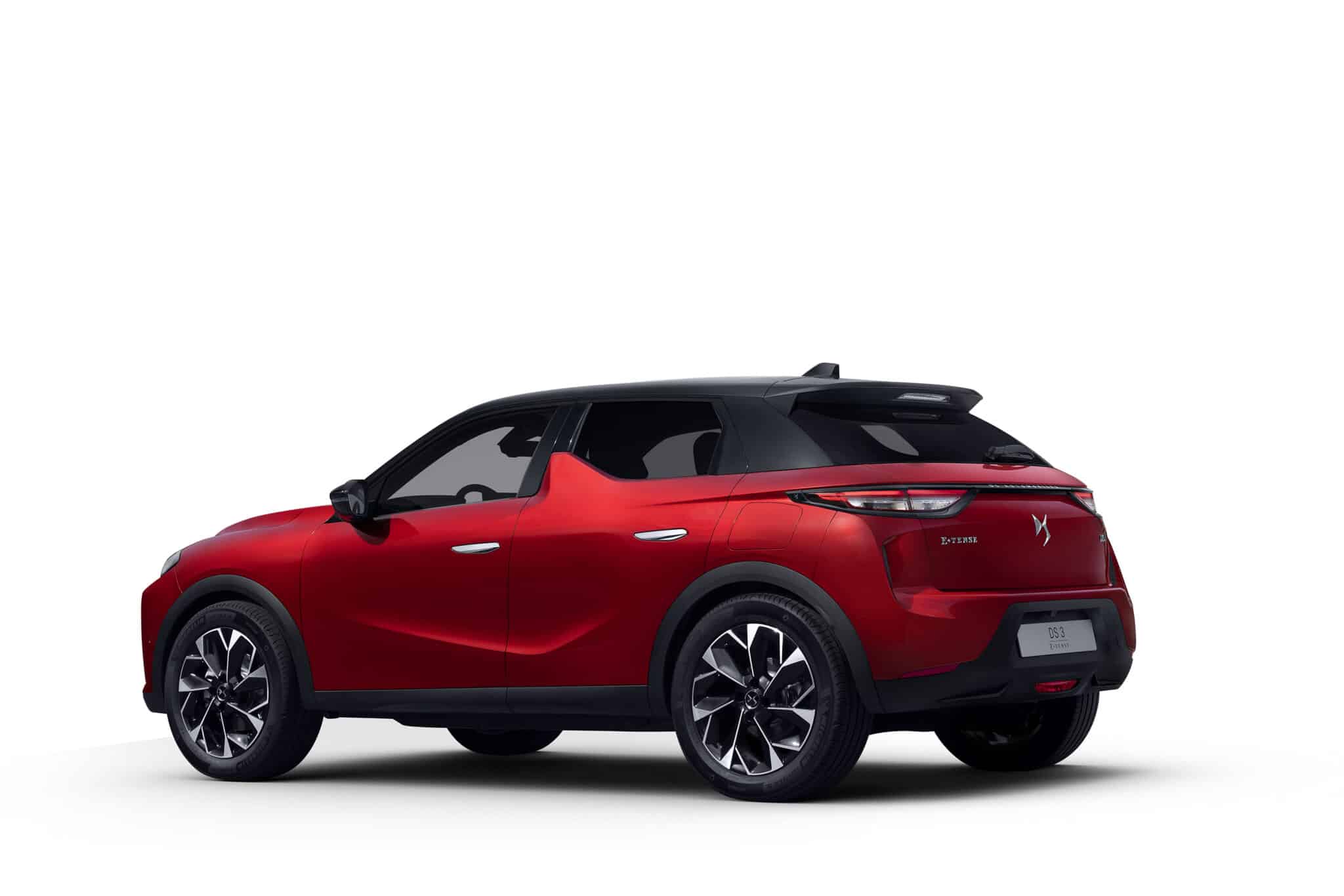 Nuova DS DS3: arriva la francese con stile e raffinatezza