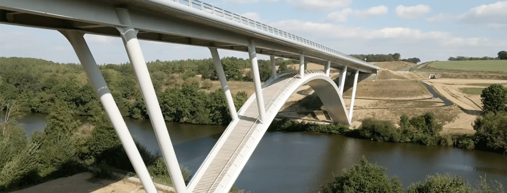 Dettaglio della passerella pedonale del Viaduc de la Mayenne. Credits: Lamayenne.fr