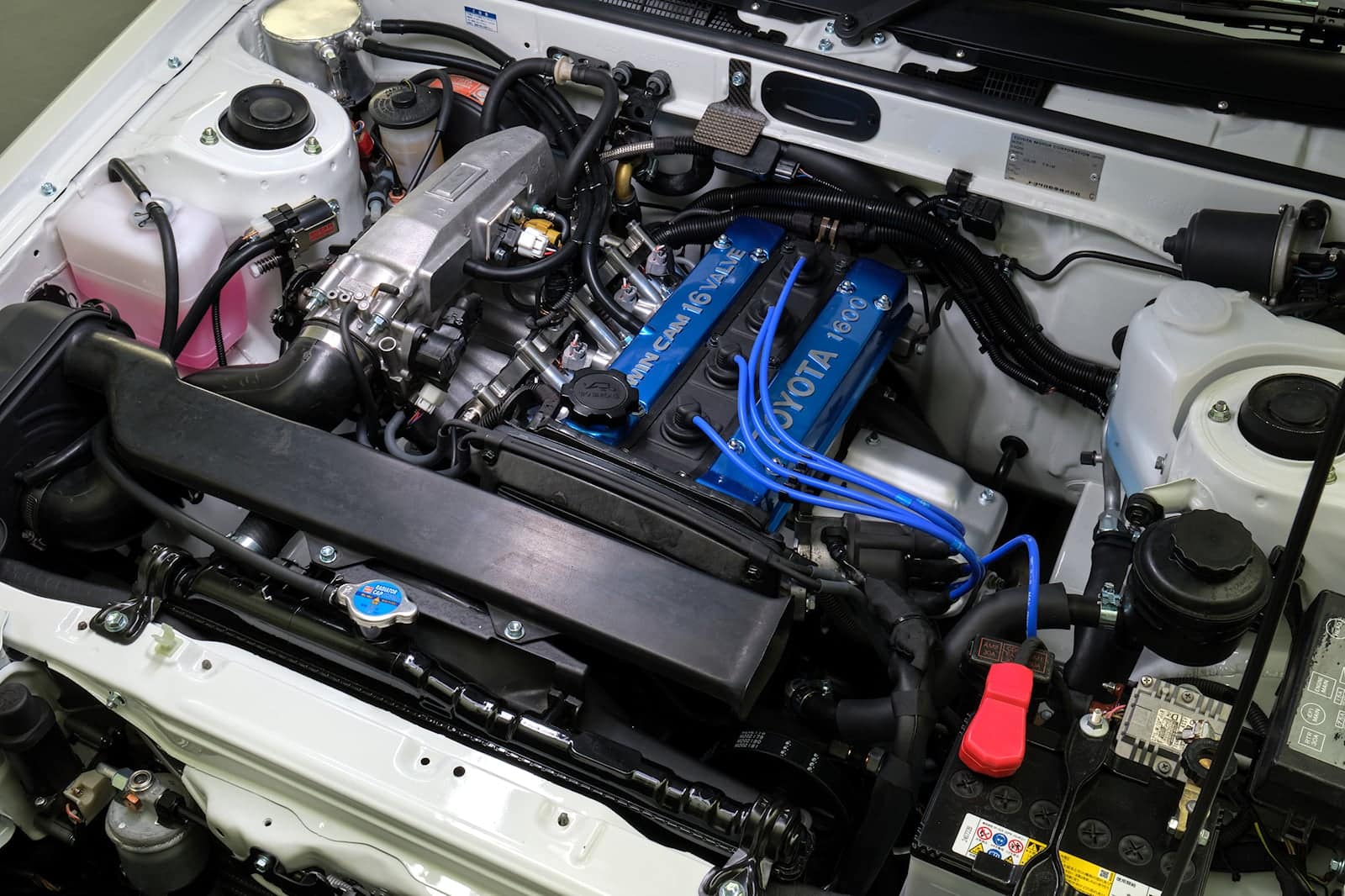 Toyota AE86: debuttano le versioni a combustione di idrogeno ed elettrica