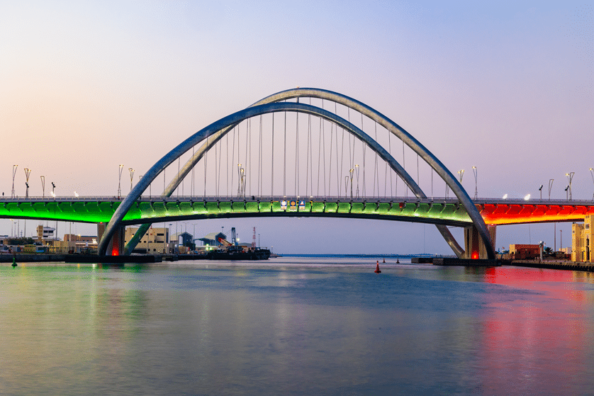 Vista dell’Infinity Bridge di Dubai. Credits: Almowafir