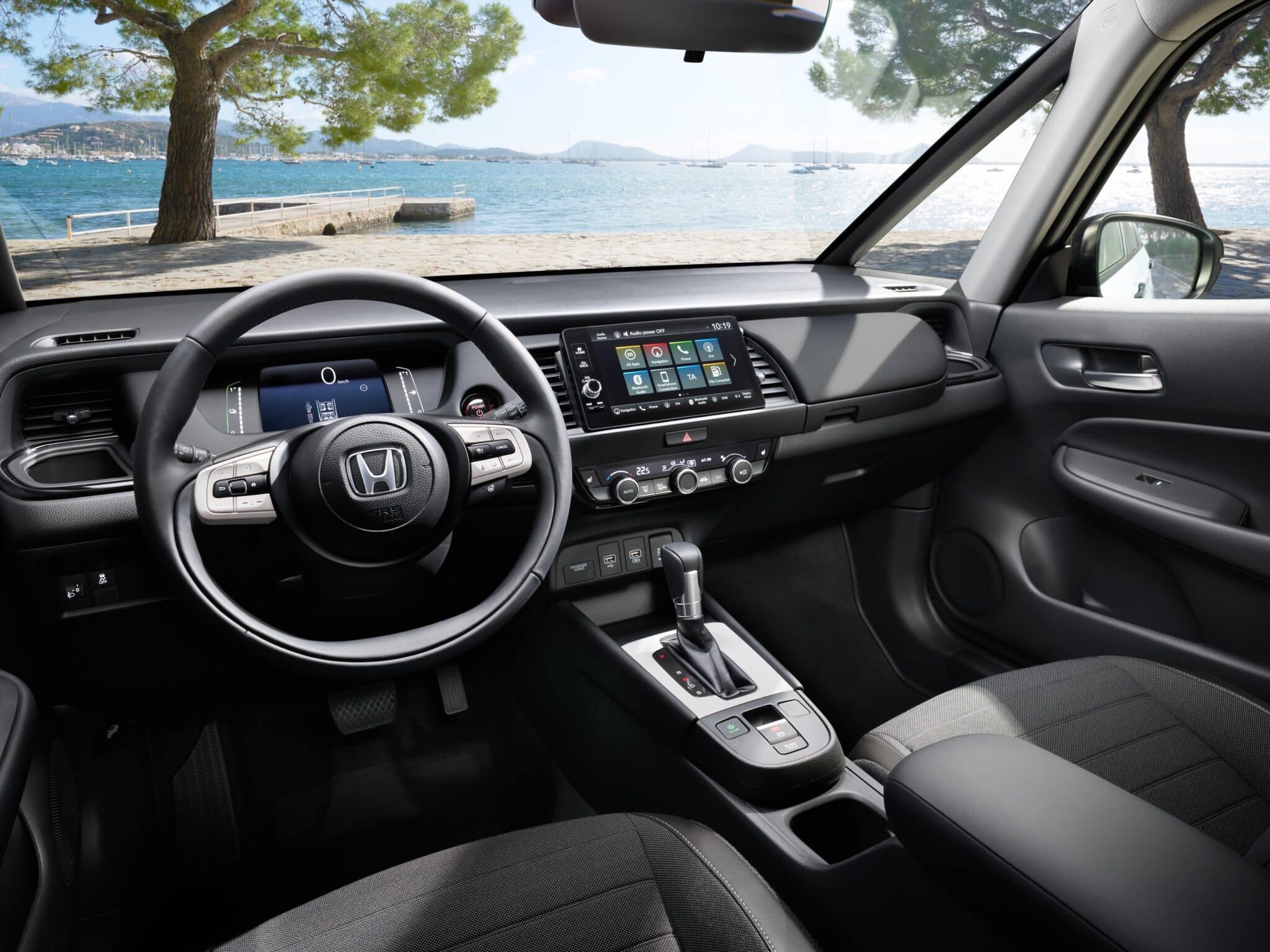 Honda Jazz 2023 eHEV, le novità: ibrido aggiornato e nuovo allestimento