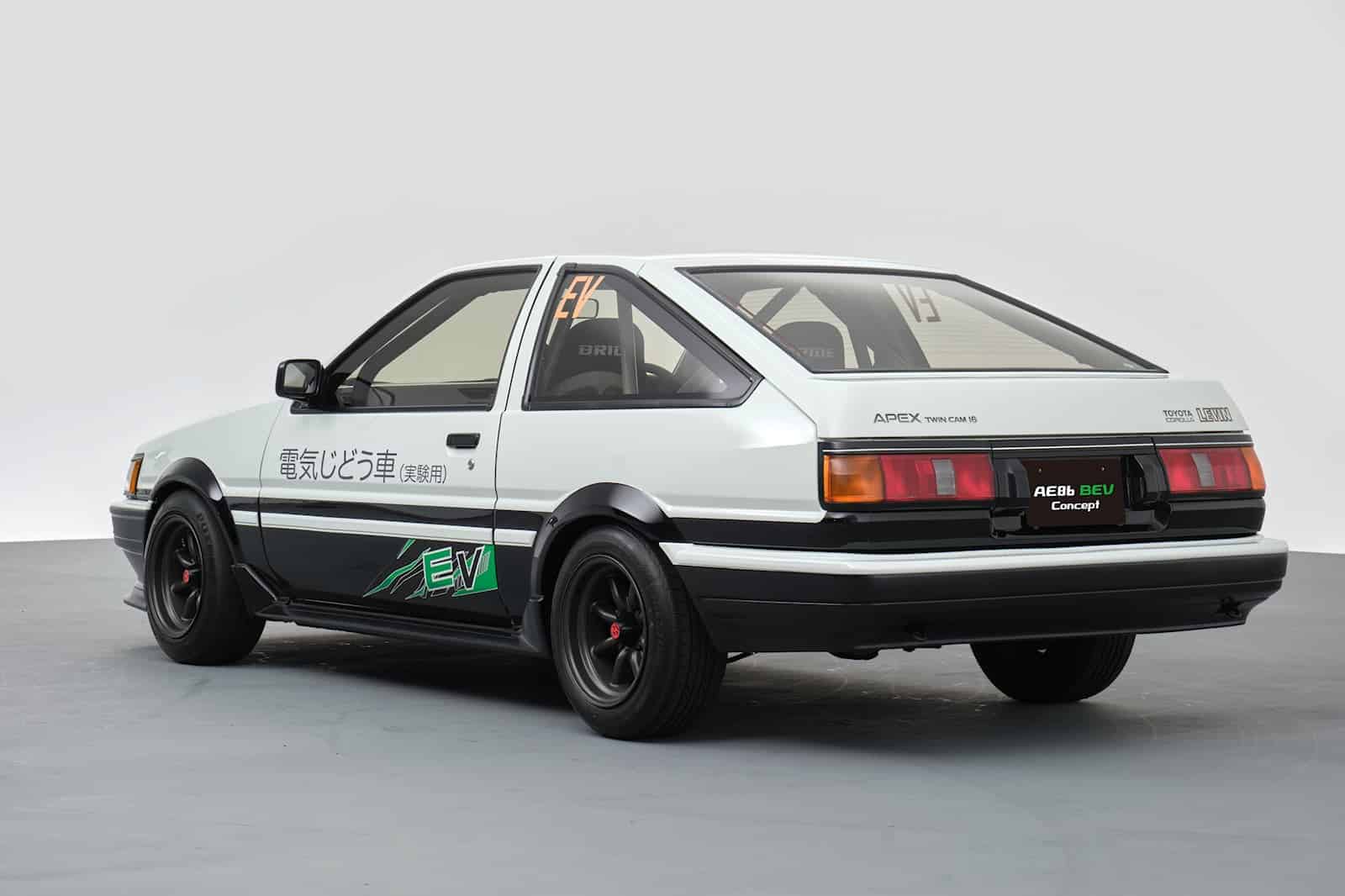 Toyota AE86: debuttano le versioni a combustione di idrogeno ed elettrica