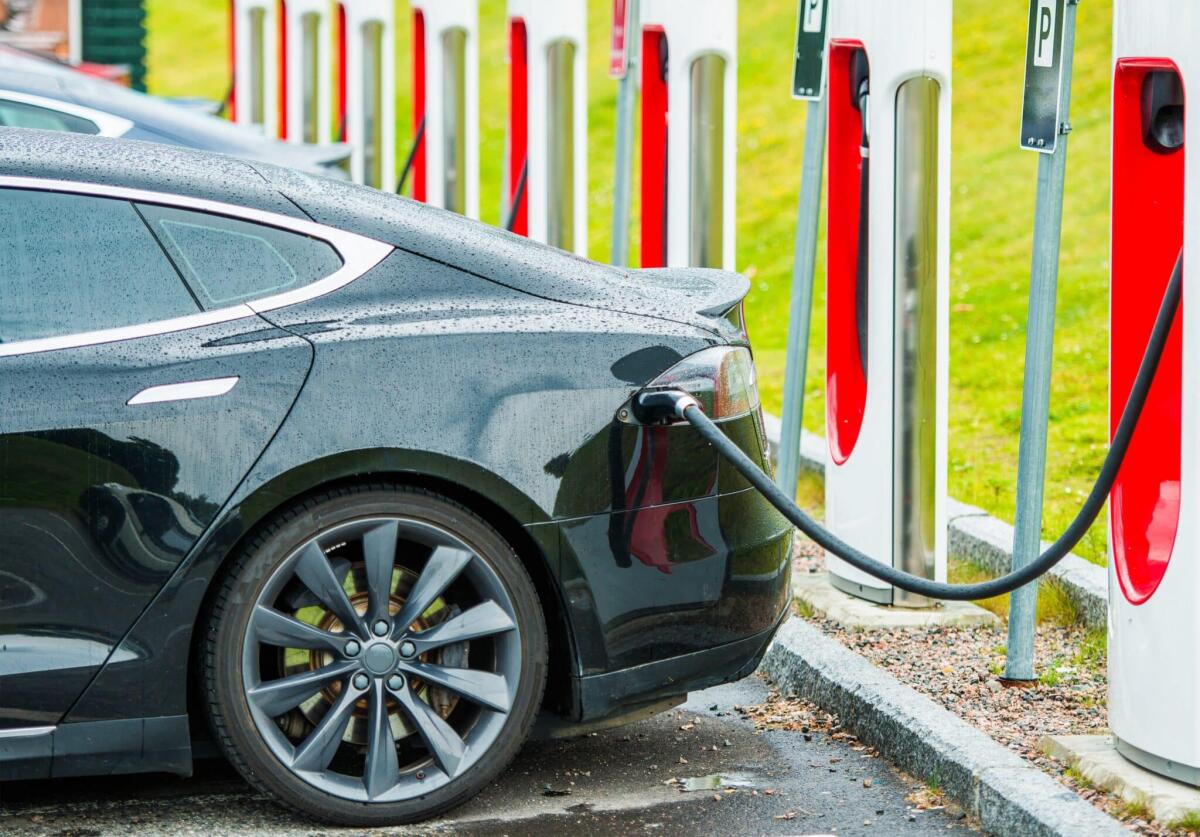 Batteria auto elettrica: magnesio più sicuro e densità energetica maggiore rispetto al litio? Pubblicata una ricerca - Batteria auto elettrica: magnesio più sicuro e densità energetica maggiore rispetto al litio? Pubblicata una ricerca