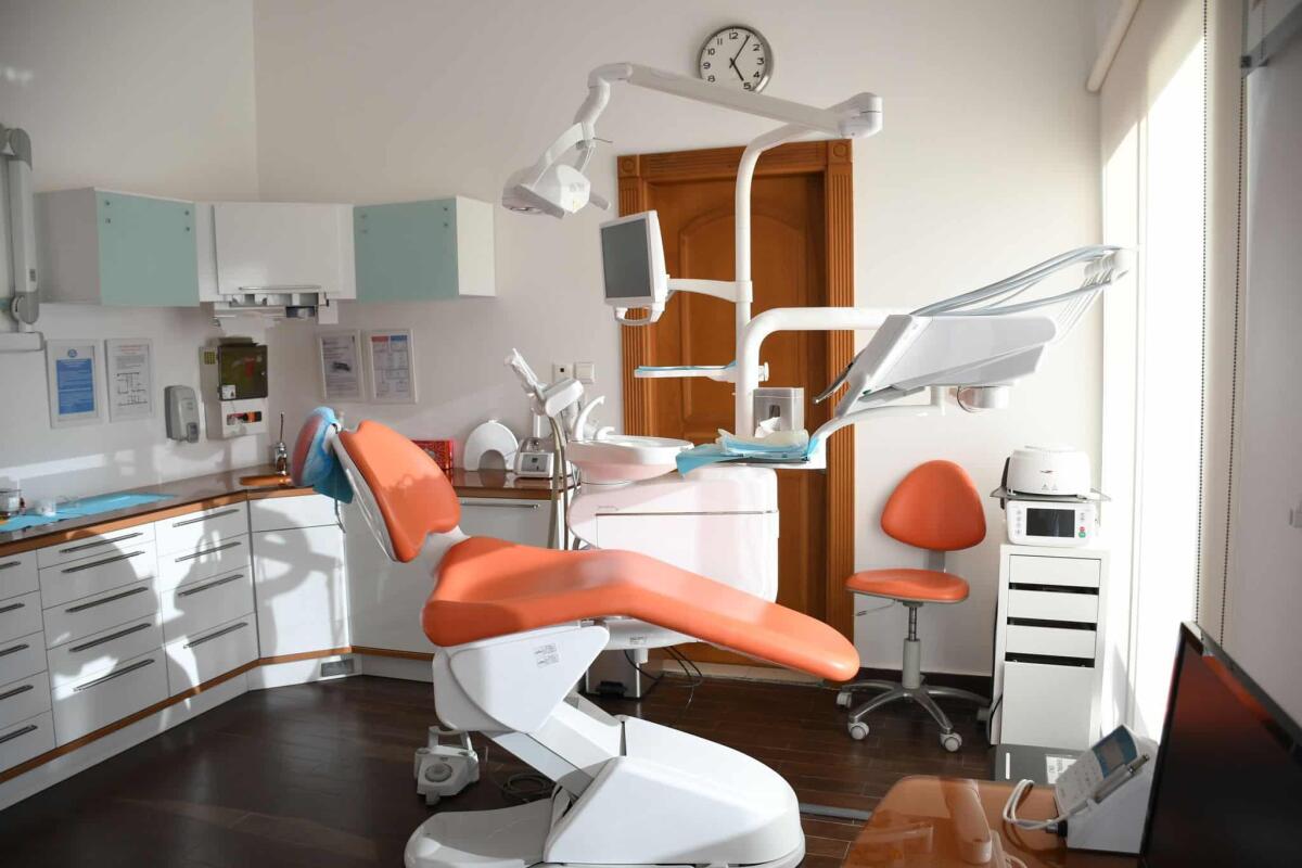 Come sapere se hai bisogno di cure dentali? - 