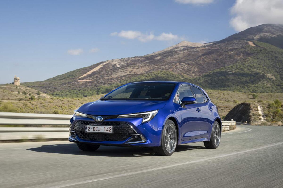 Toyota Corolla e Corolla Touring 2023: scheda tecnica, caratteristiche, prezzi e motorizzazioni - 