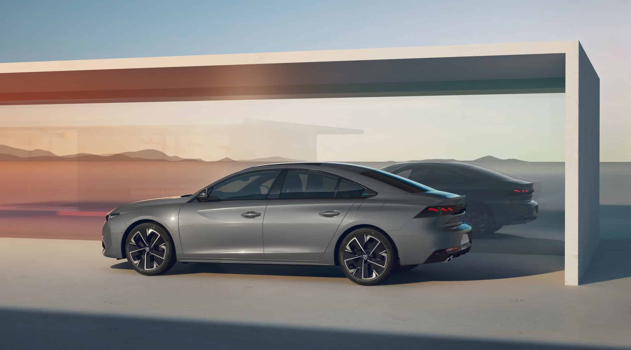Peugeot 508: si rinnovano berlina e station wagon, ecco cosa cambia
