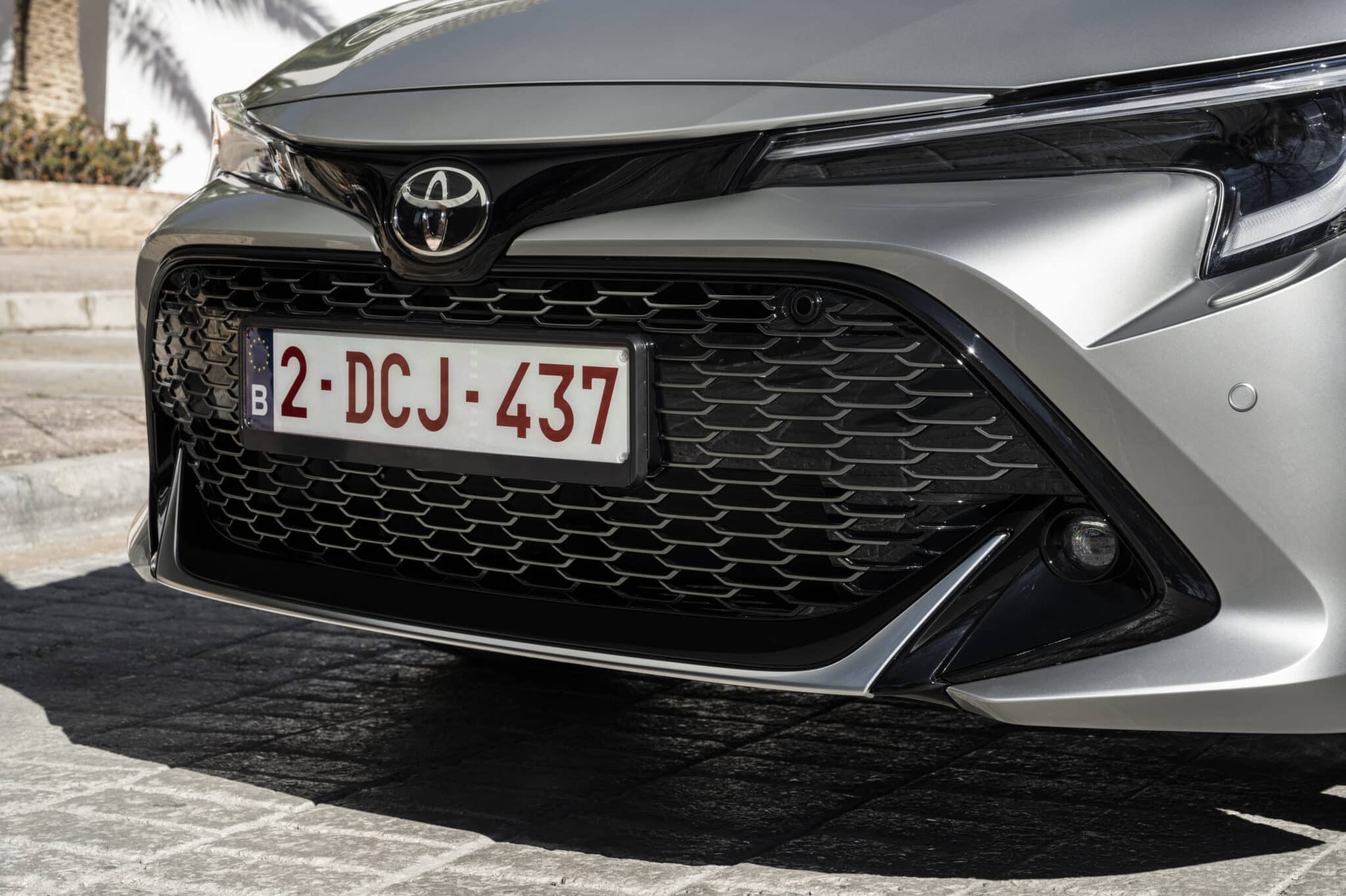Toyota Corolla e Corolla Touring 2023: scheda tecnica, caratteristiche, prezzi e motorizzazioni
