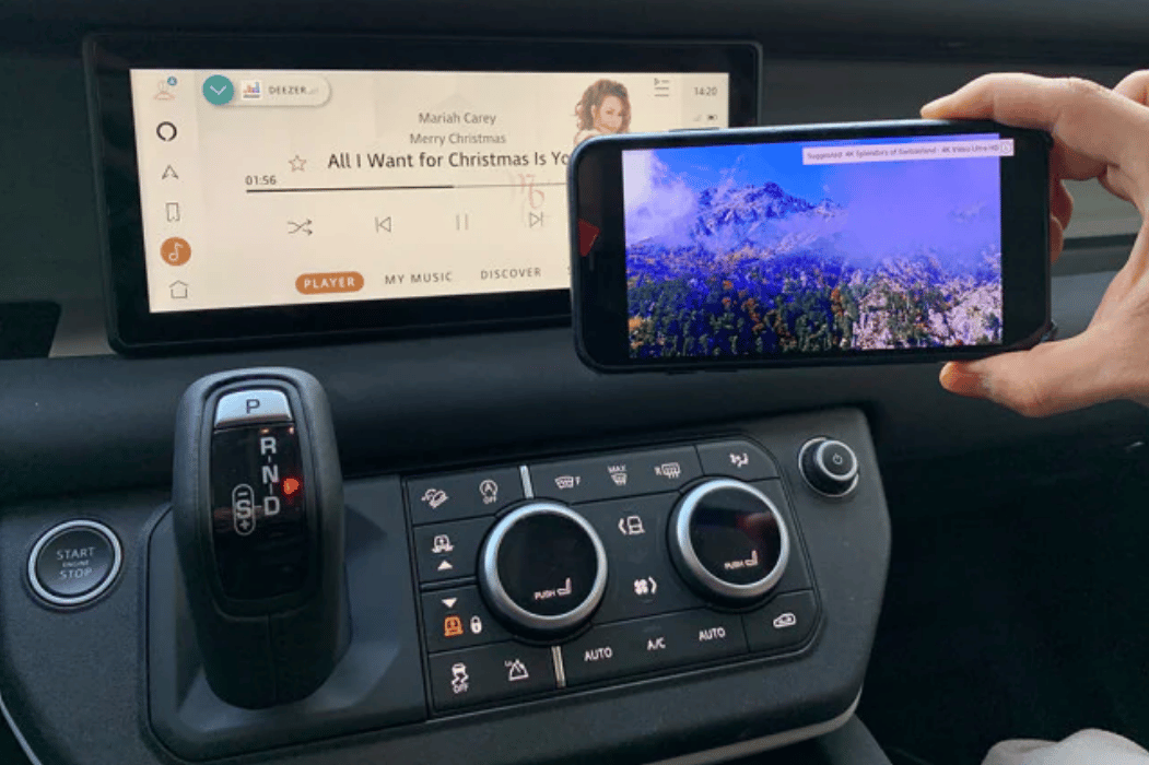Doppia connessione supportata dal sistema di infotainment