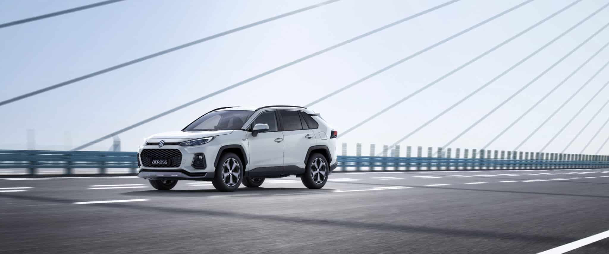 Suzuki Across ibrida plug-in: scheda tecnica, motori, prezzi e caratteristiche