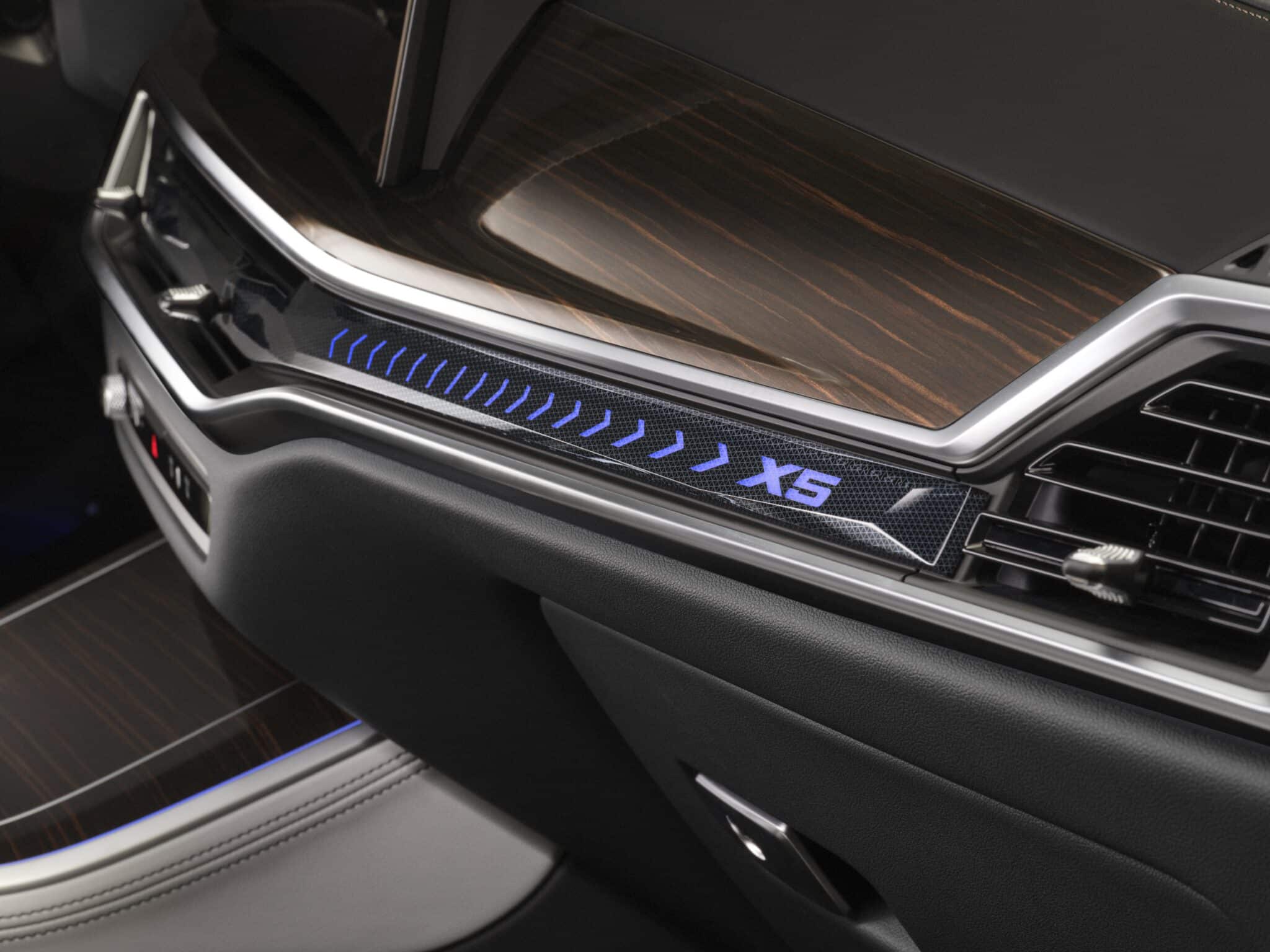 BMW X5 2023: listino prezzi e novità