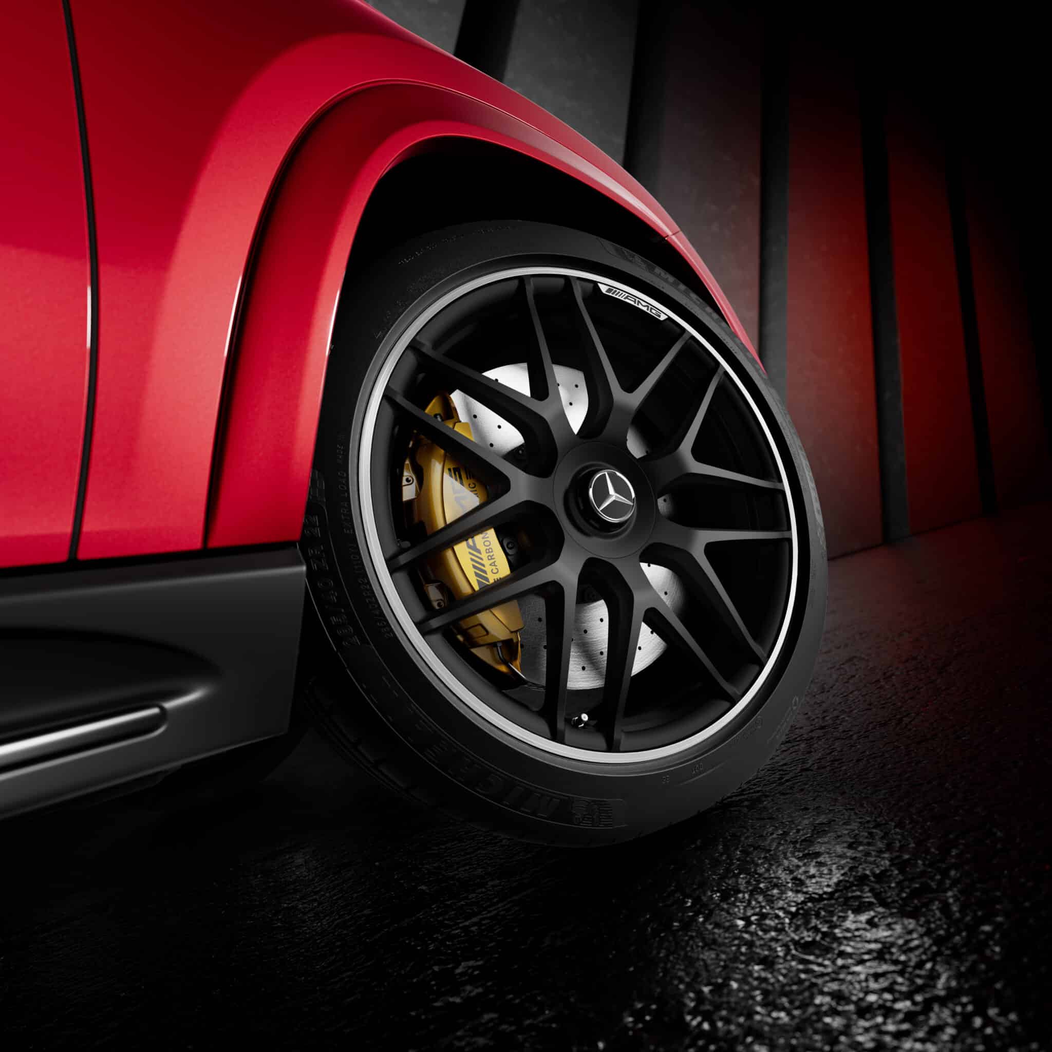 Mercedes GLE 2023: con il restyling arrivano le motorizzazioni mild hybrid e plug-in hybrid