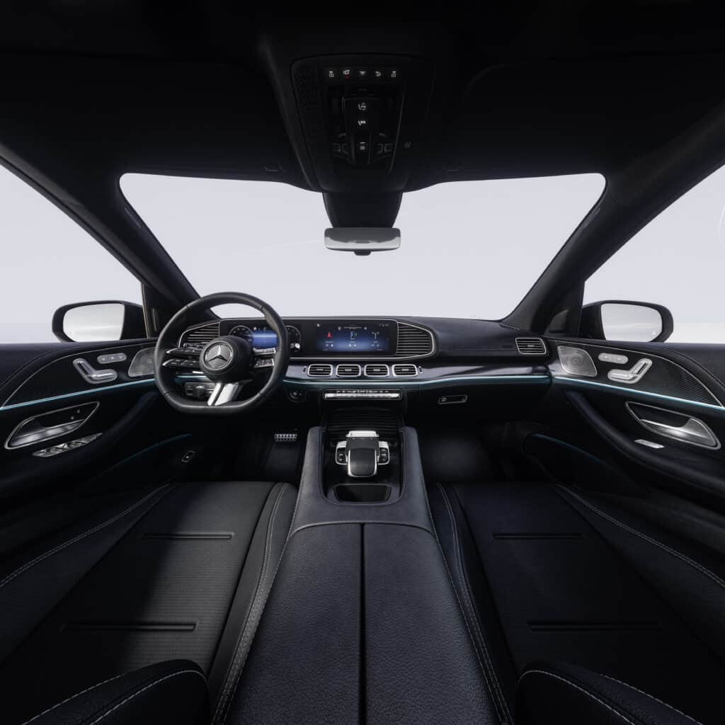 Mercedes GLE 2023: con il restyling arrivano le motorizzazioni mild hybrid e plug-in hybrid