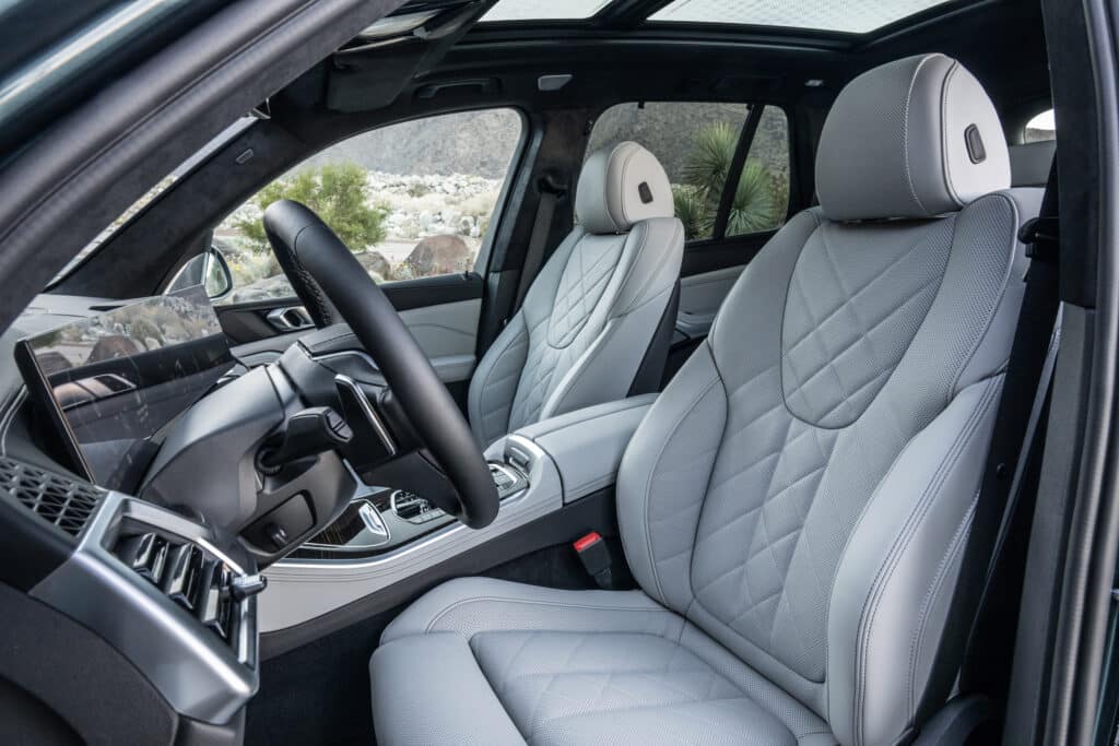 BMW X5 2023: listino prezzi e novità
