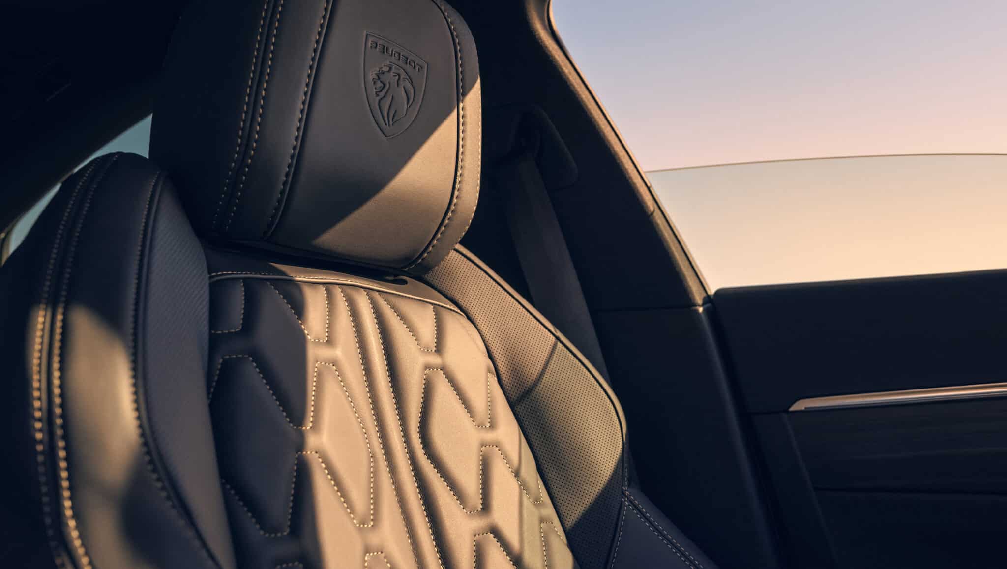 Peugeot 508: si rinnovano berlina e station wagon, ecco cosa cambia