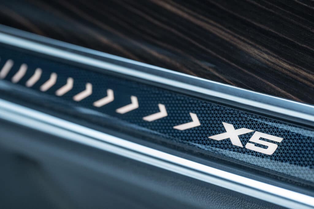 BMW X5 2023: listino prezzi e novità