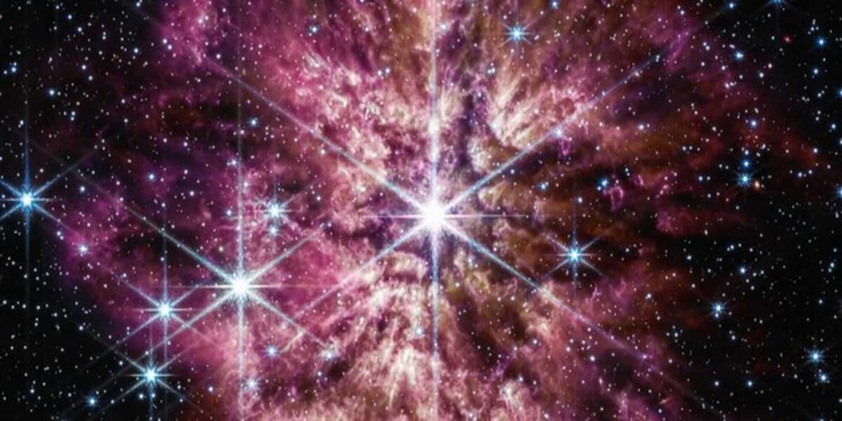 Il telescopio James Webb cattura l'immagine di una stella rara prima di una supernova - 