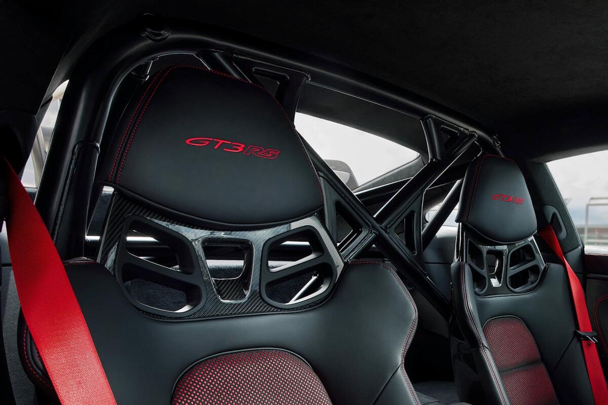 Porsche: online il brevetto del roll-bar integrato nel tetto per le auto da corsa - 