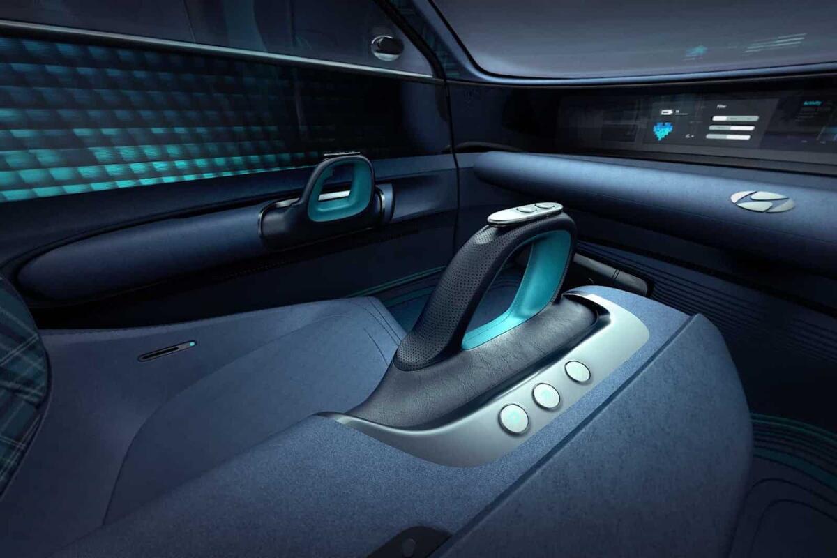 Hyundai: joystick al posto del volante? Spuntano dei nuovi brevetti - 
