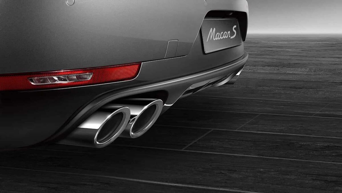 E-fuel approvati dopo il 2035 in Europa, ma non i biocombustibili: i motori a combustione continueranno a vivere - 