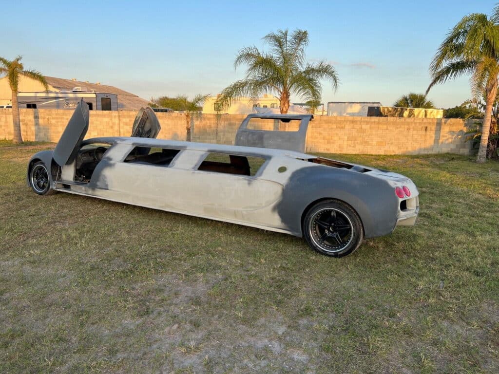 Bugatti Veyron limousine