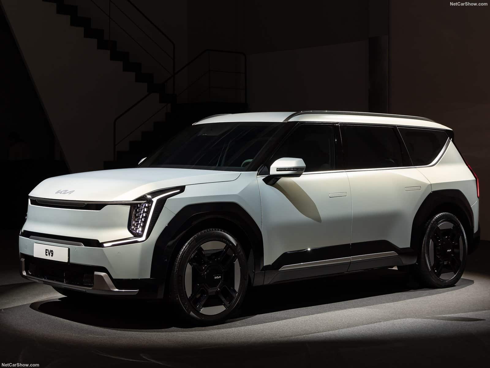 KIA EV9