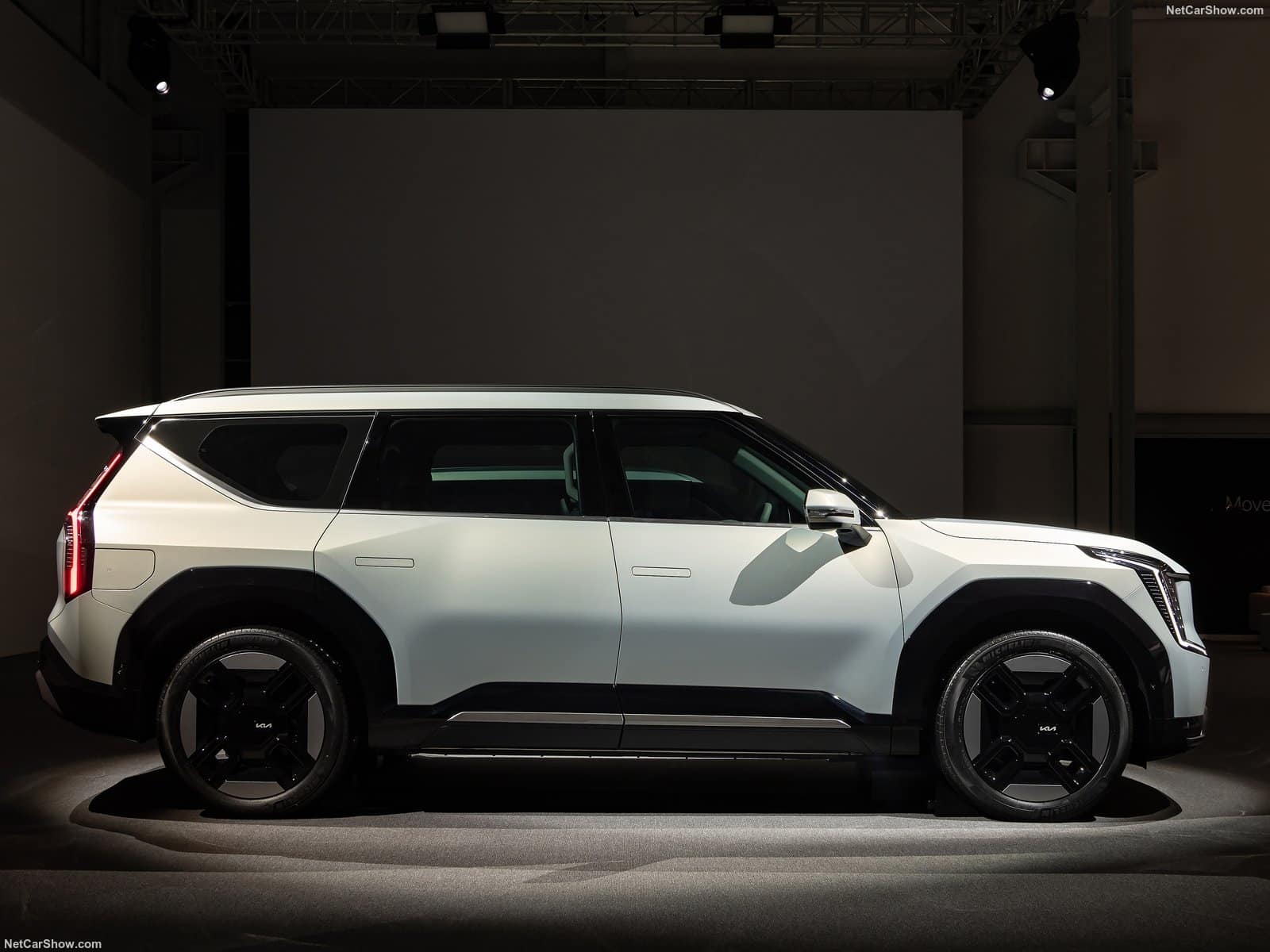 KIA EV9