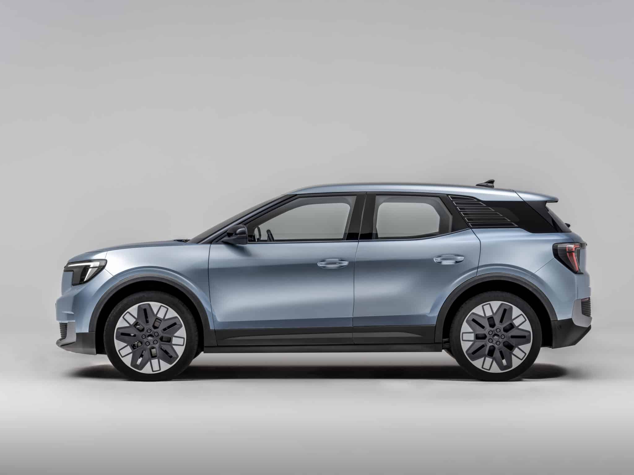 La Ford Explorer diventa elettrica e più compatta