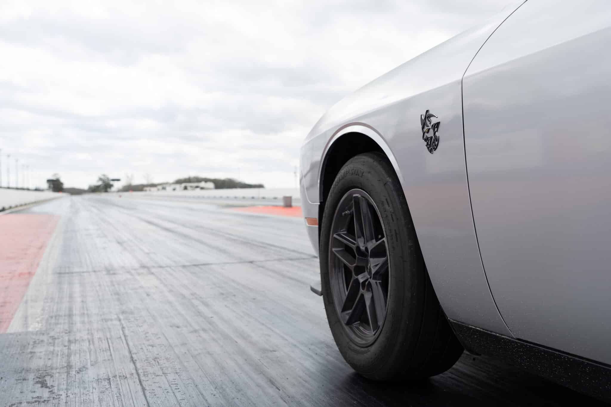 Dodge Challenger SRT Demon 170: l'addio al V8 Hemi con 1025 CV e uno 0-100 km/h in 1,66 secondi
