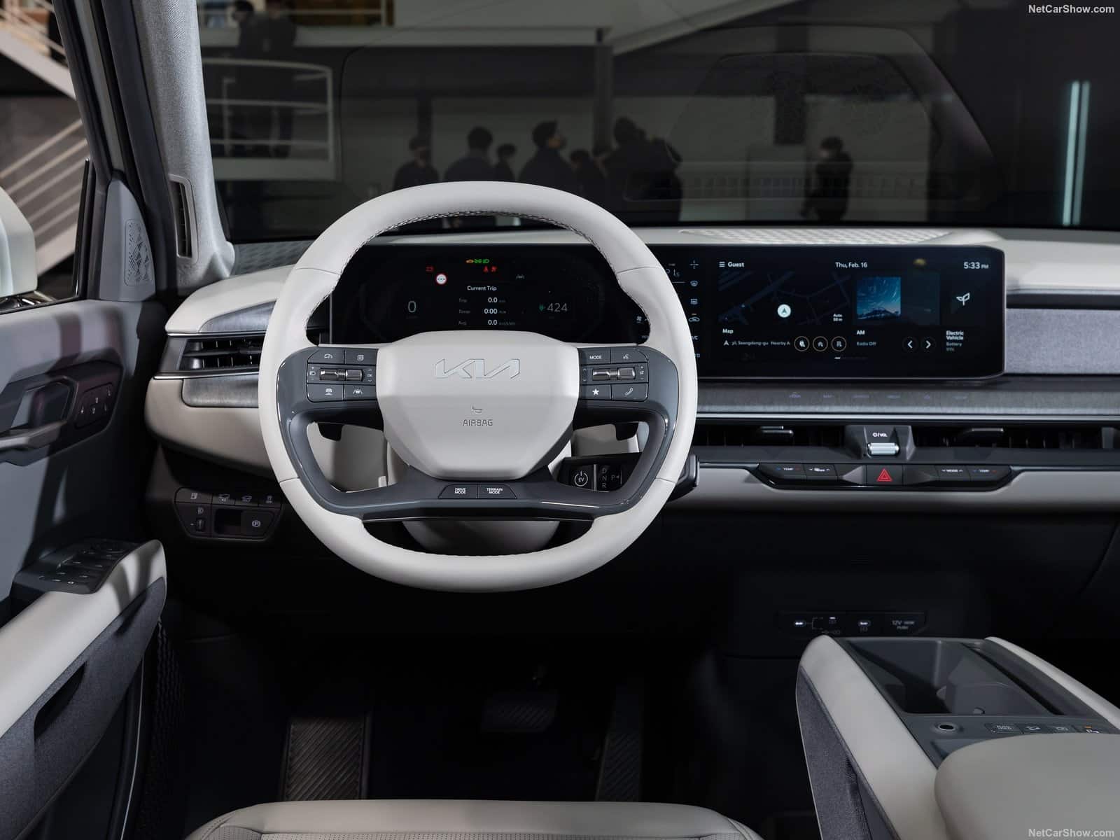 Kia EV9: ecco il SUV elettrico 7 posti