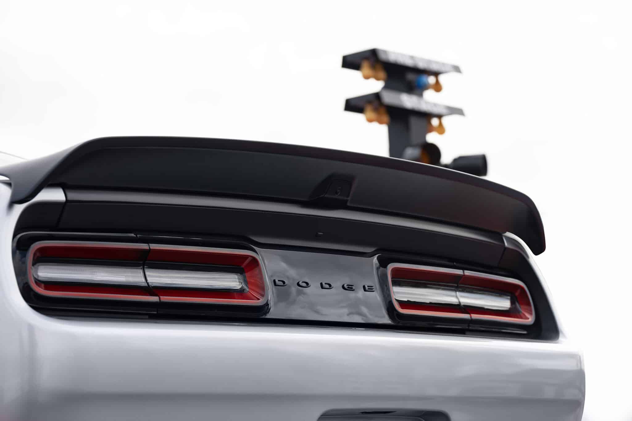 Dodge Challenger SRT Demon 170: l'addio al V8 Hemi con 1025 CV e uno 0-100 km/h in 1,66 secondi