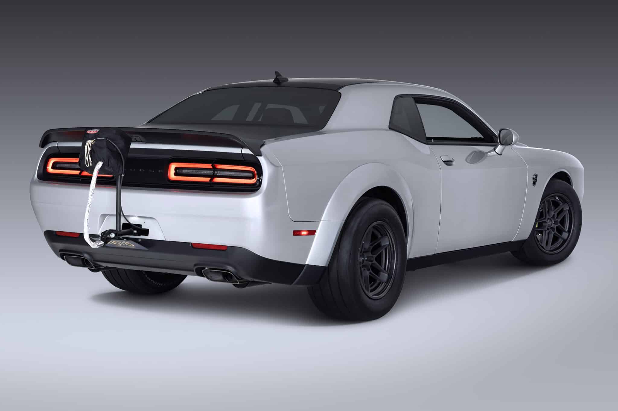 Dodge Challenger SRT Demon 170: l'addio al V8 Hemi con 1025 CV e uno 0-100 km/h in 1,66 secondi