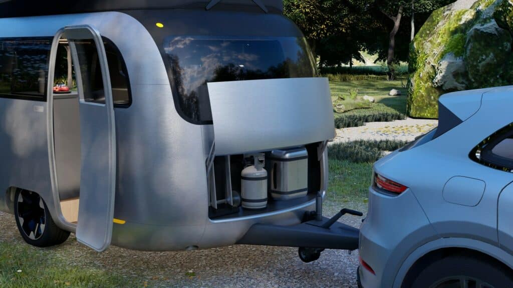 Porsche: ecco la roulotte per un campeggio di lusso e futuristico