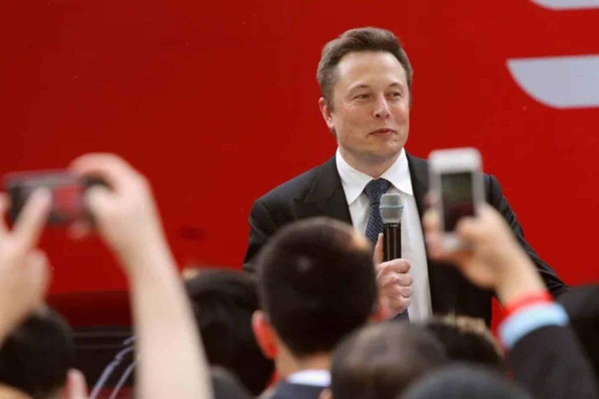 Elon Musk ha fondato una nuova start-up, così nasce X.AI - 