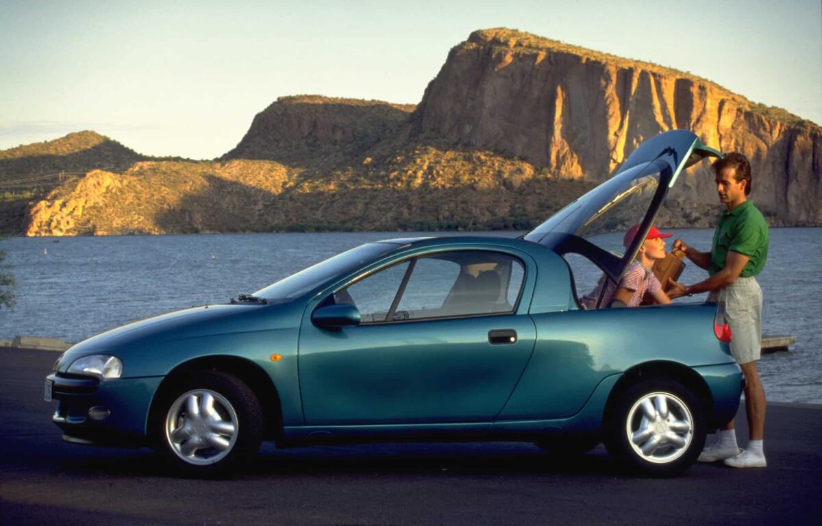 Opel Tigra compie 30 anni: nel 1993 furono presentati 3 concept - 