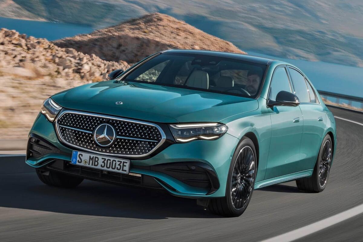 Mercedes Classe E: svelata la nuova berlina con motori elettrificati e all'avanguardia - 