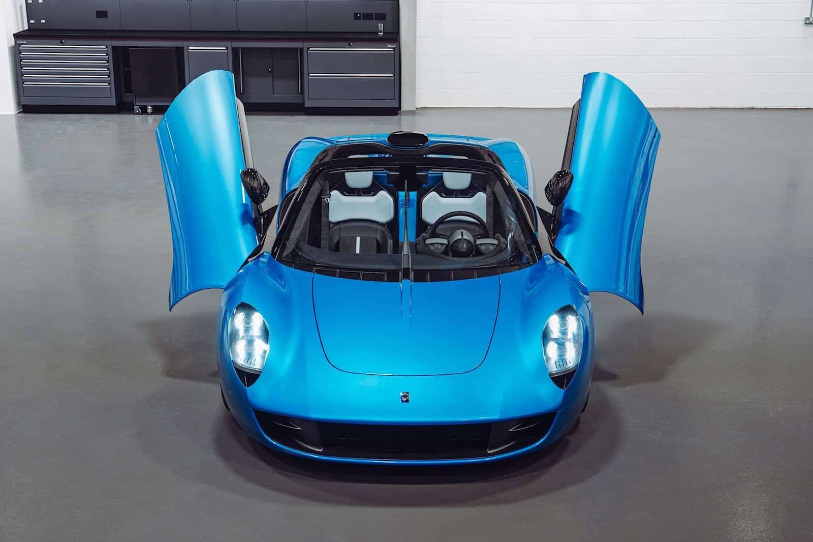 Gordon Murray T.33 Spider: la supercar senza tetto con V12 e limitatore a 11 mila RPM