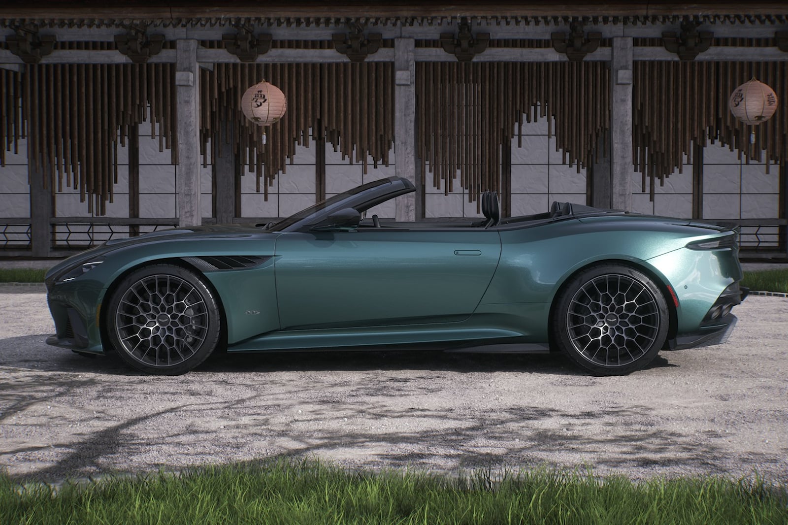 Aston Martin DBS 770 Ultimate Volante: la cabrio con V12 e 770 CV