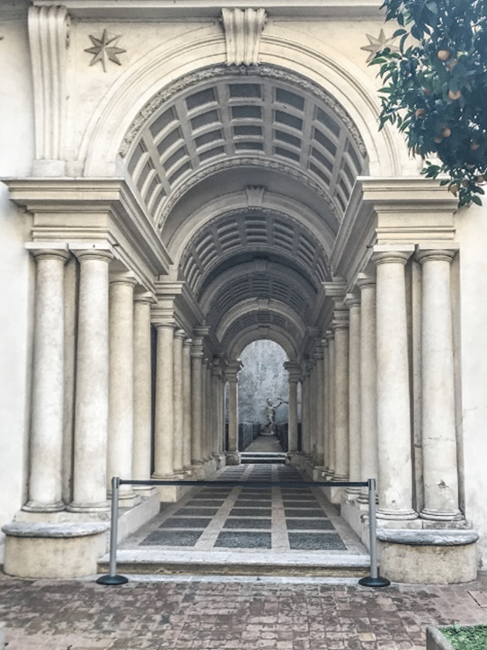 Effetti ottici più belli d’Italia - Galleria prospettica di Palazzo Spada a Roma
