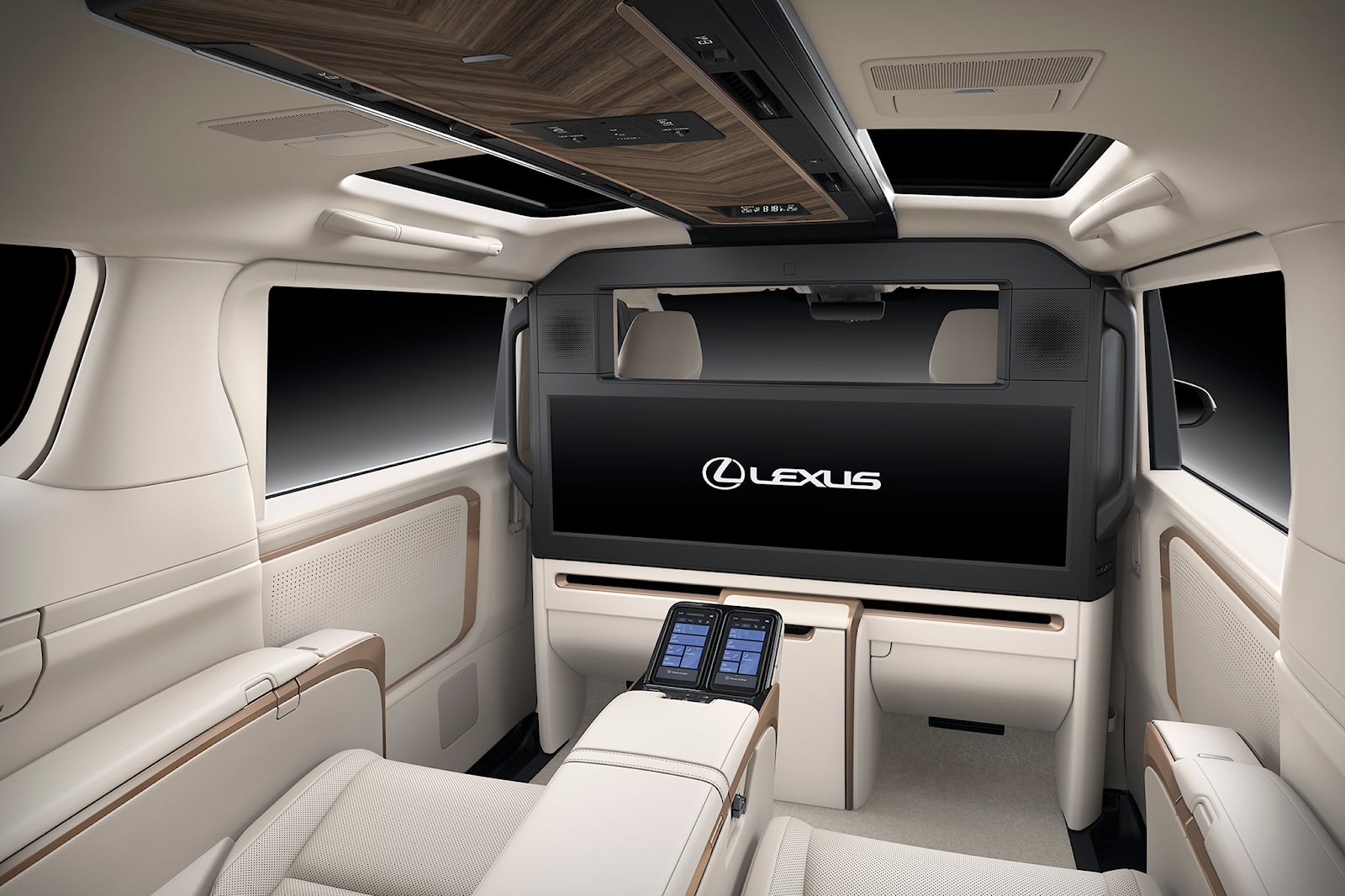 Lexus LM presentato al Salone di Shanghai: il comfort è l'obiettivo principale