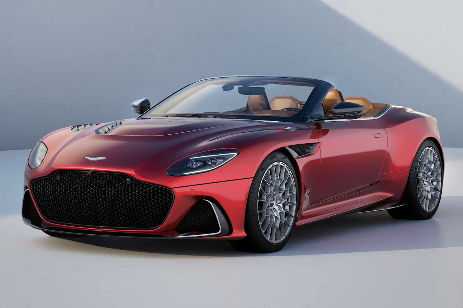 Aston Martin DBS 770 Ultimate Volante: la cabrio con V12 e 770 CV