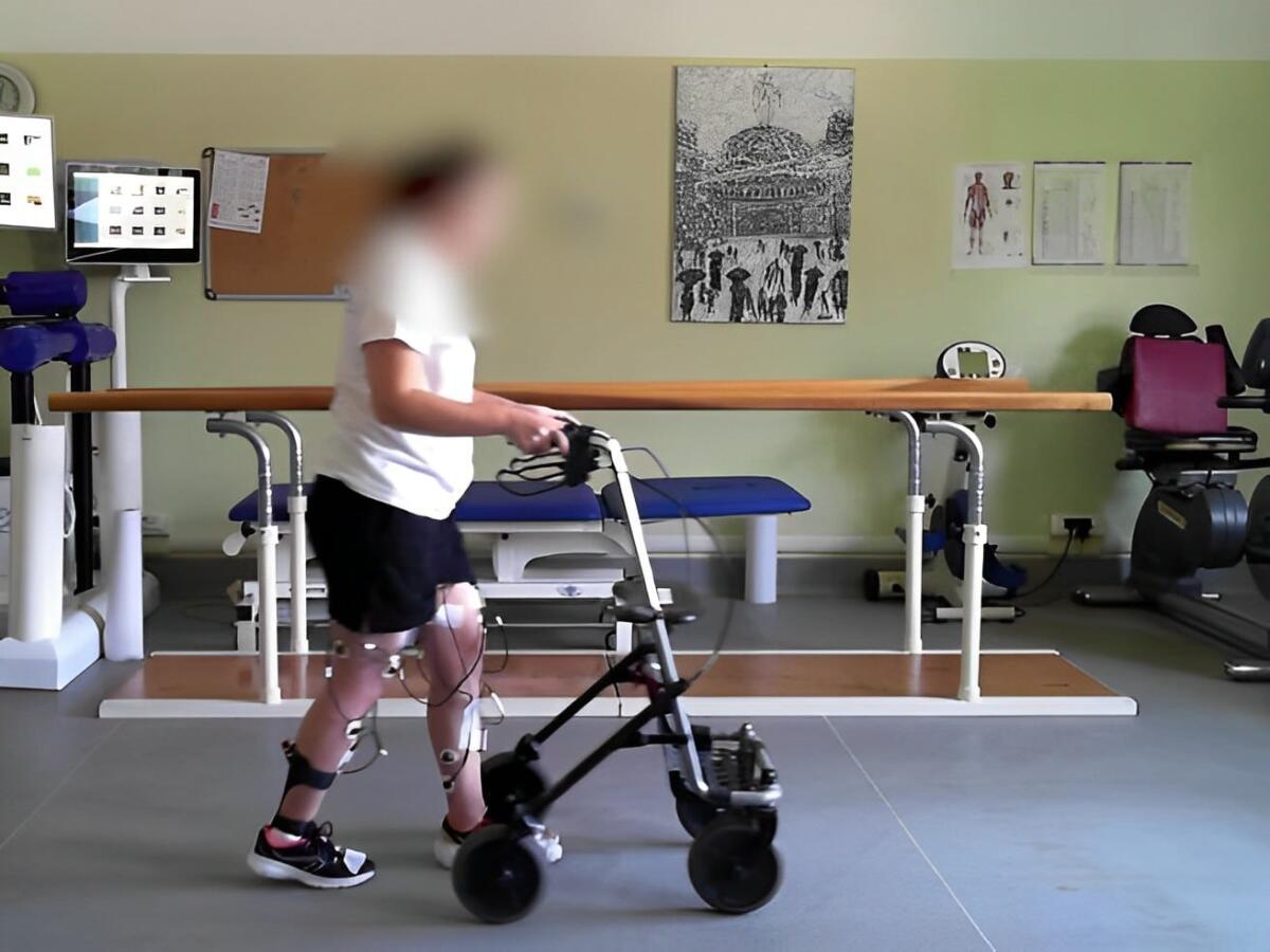 Paralizzata da 5 anni ritorna a camminare con neurostimolatore - 