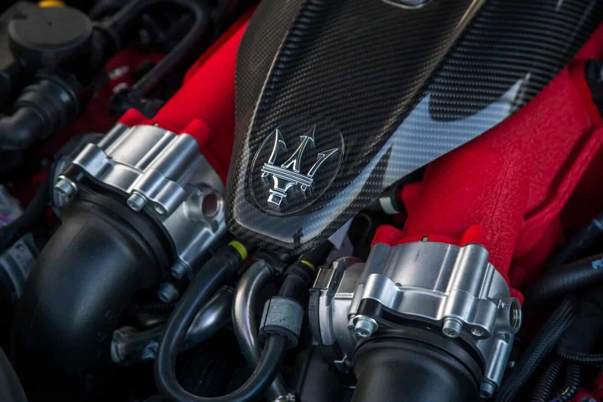 Maserati al Motor Valley Fest 2023 annuncia l'addio definitivo ai V8 per dedicarsi all'elettrico - 