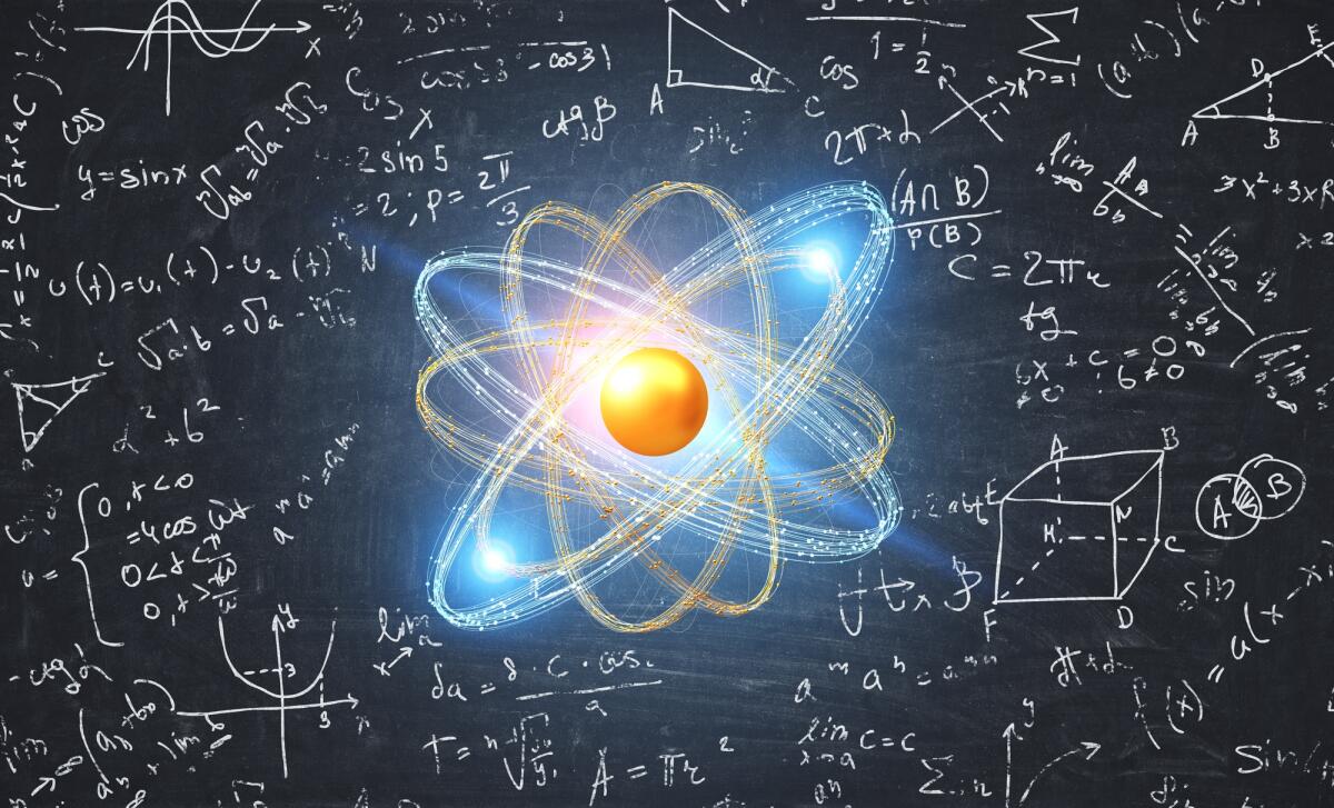 Fisica e medicina: come l'una ha migliorato notevolmente l'altra - Glowing gold and blue atom model over blackboard with formula background. Concept of science, chemistry and physics. 3d rendering copy space toned image double exposure