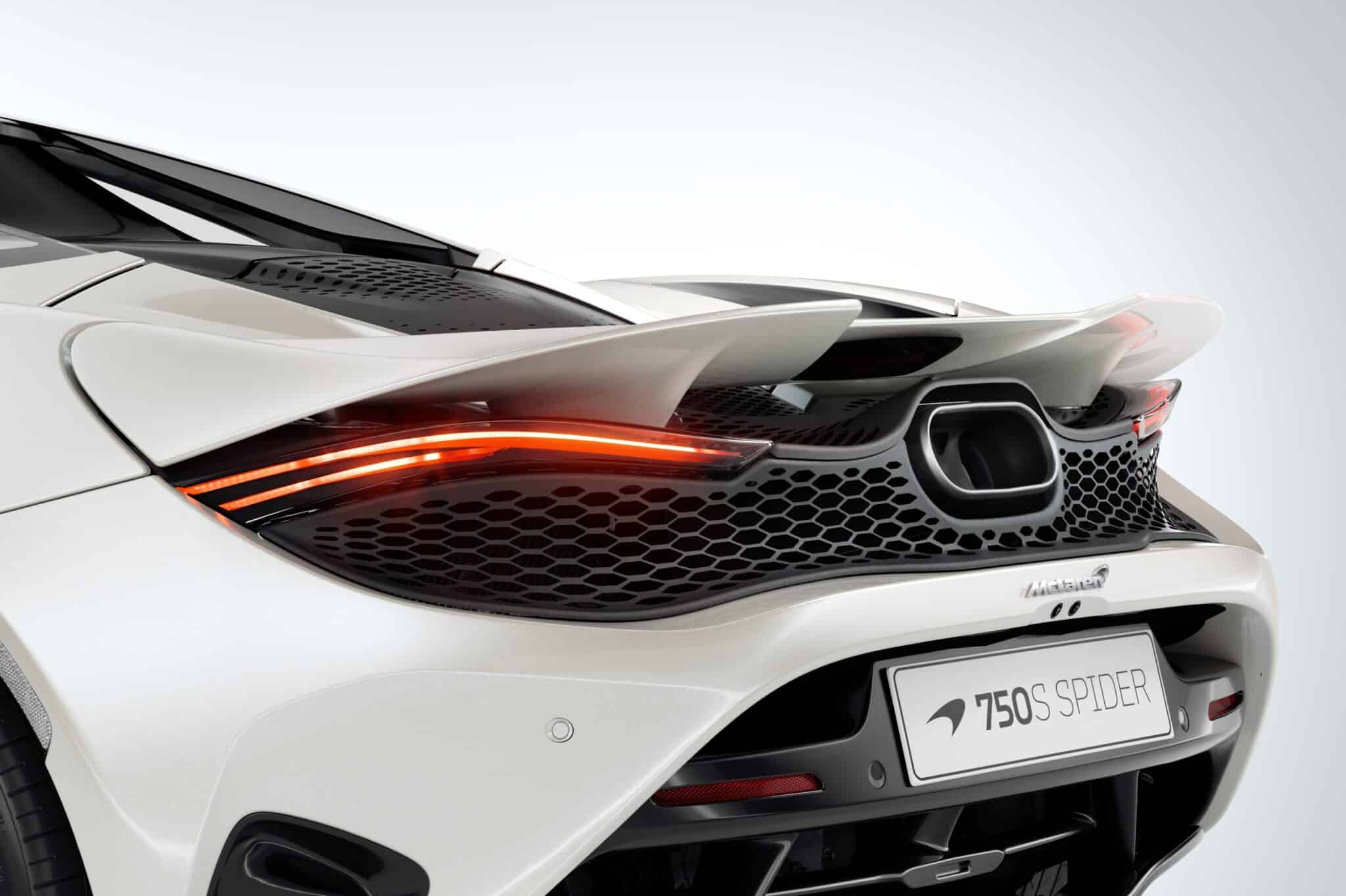 McLaren 750S, svelata la supercar erede dell'apprezzata 720S