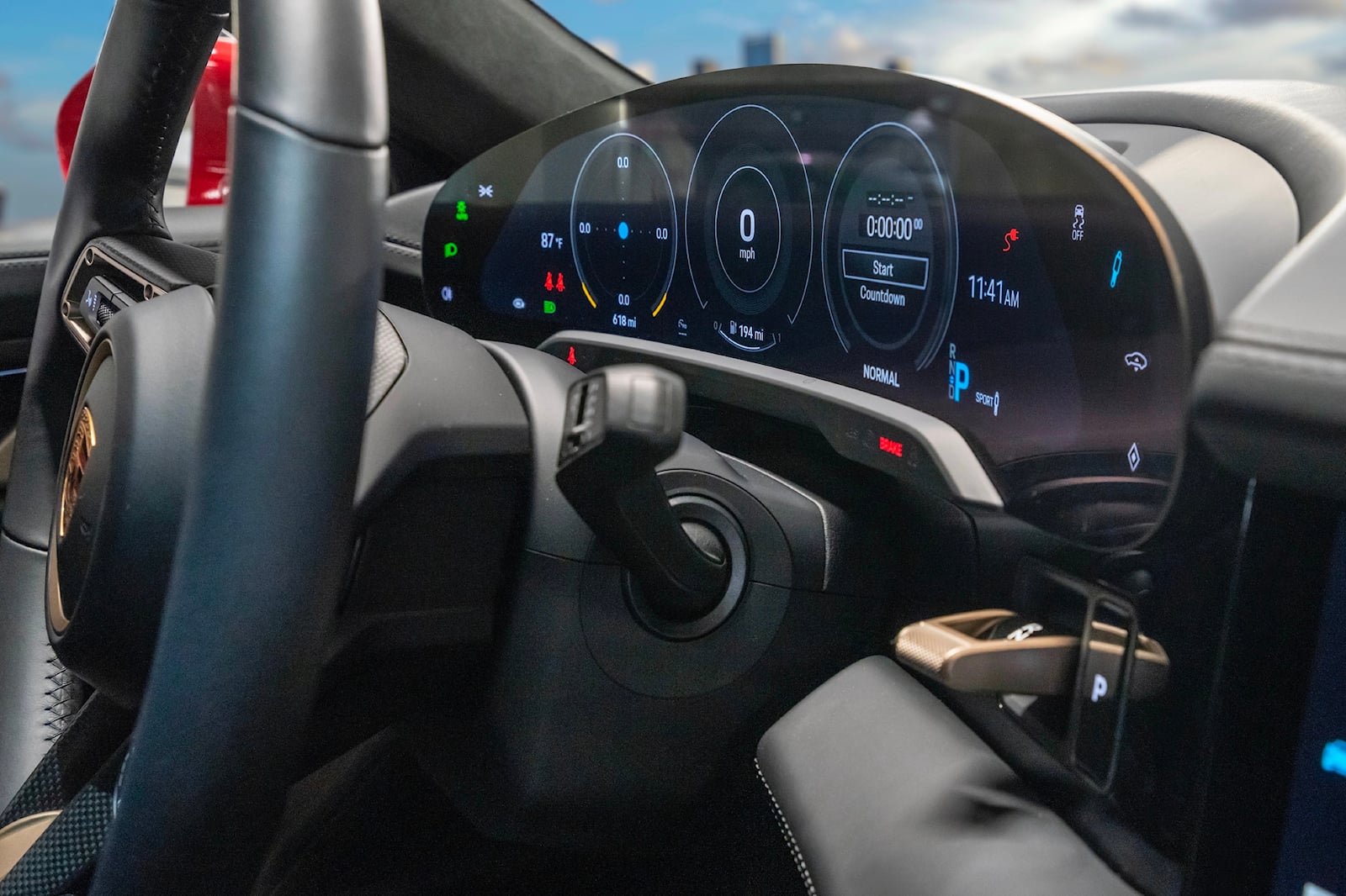 Gli interni della Porsche