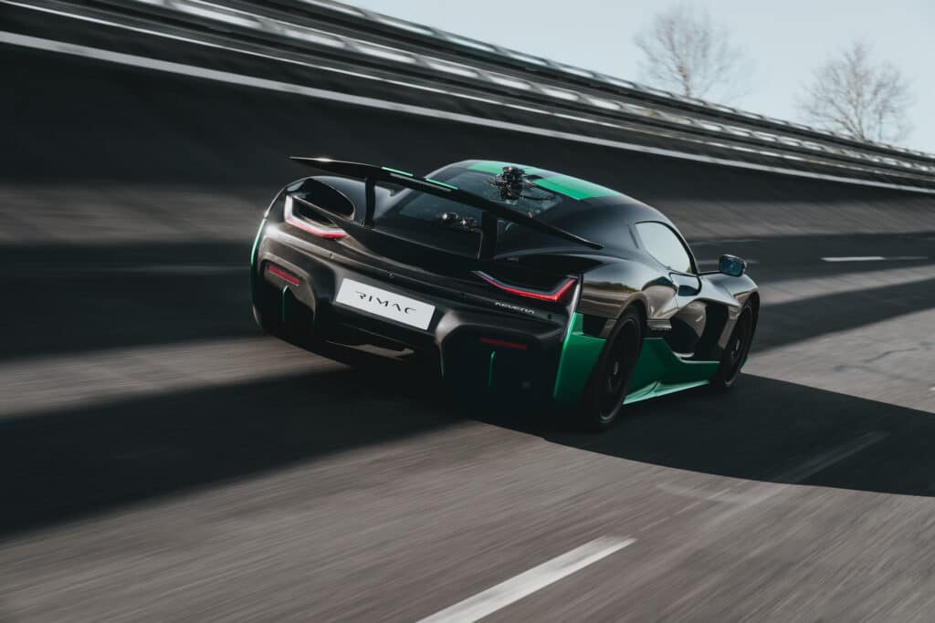 Rimac Nevera: stabiliti 23 record in un giorno, tra cui 0-100 km/h in 1,81 secondi